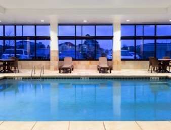 Baymont By Wyndham International Airport