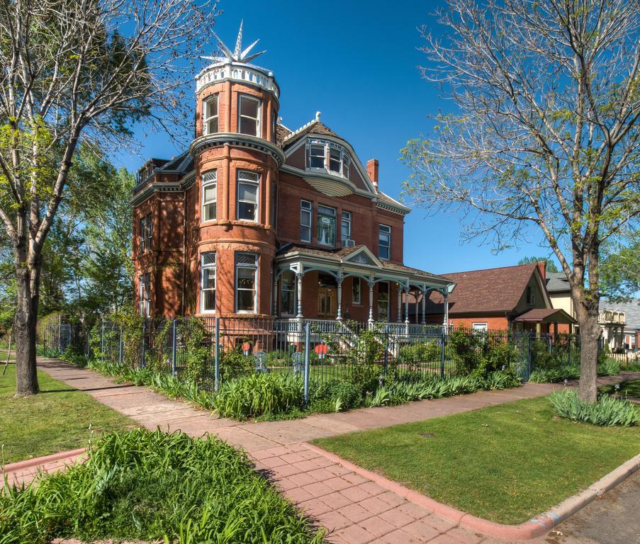 Bed & Breakfast Lumber Baron And Gardens Denver