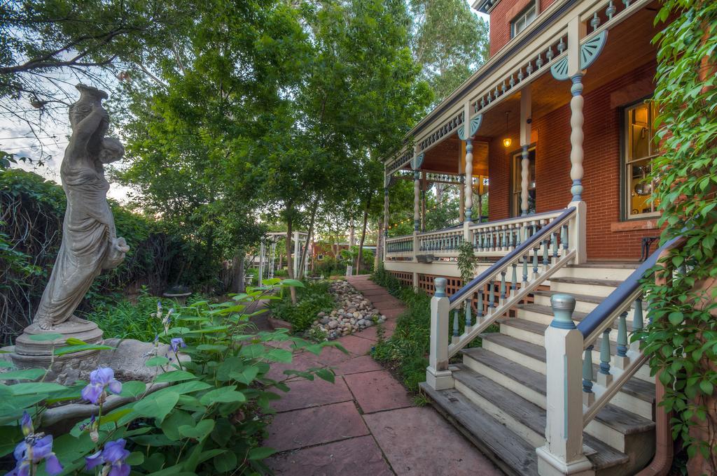 Bed & Breakfast Lumber Baron And Gardens Denver