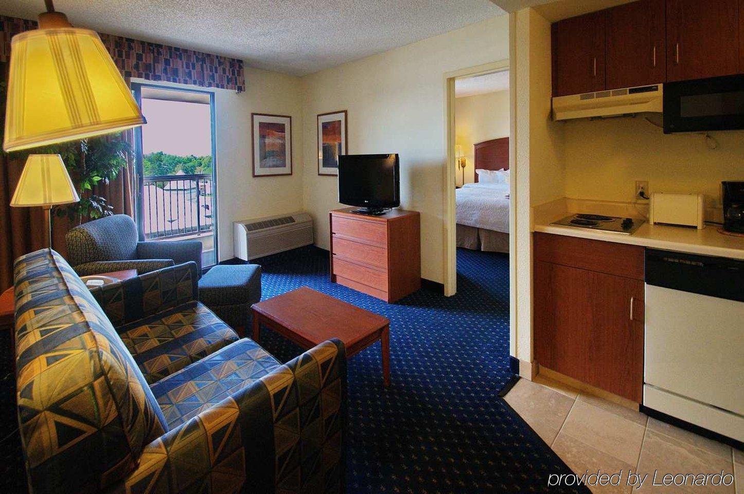 Hotel Hampton & Denver-cherry Creek 3*