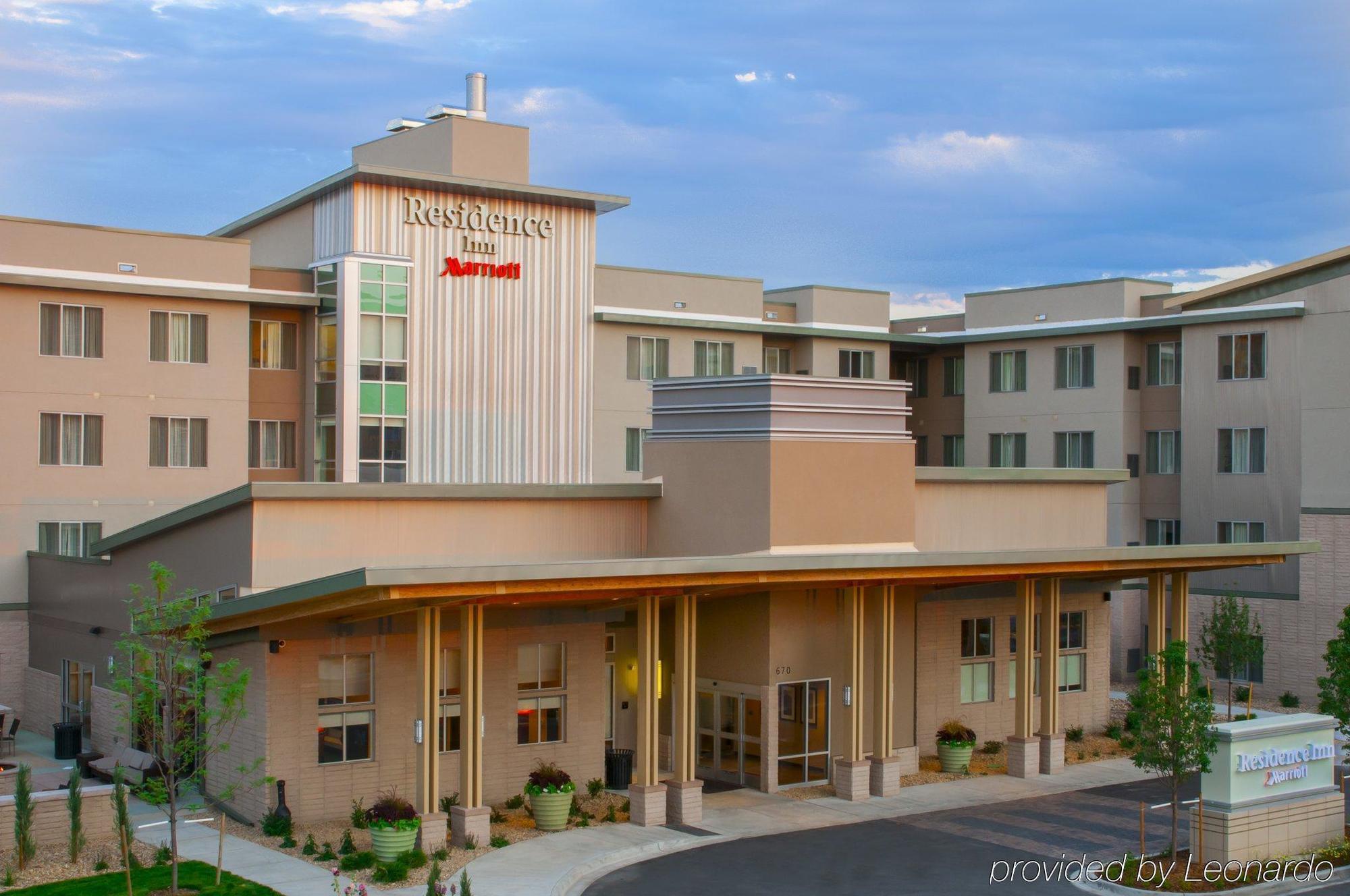 Cherry Creek Hotel 3*