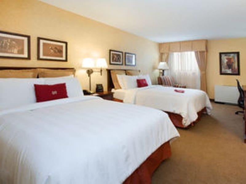 Hotel Crowne Plaza International Airport, An Ihg 3*