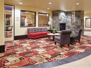 Hotel La Quinta By Wyndham Gateway Park 3*