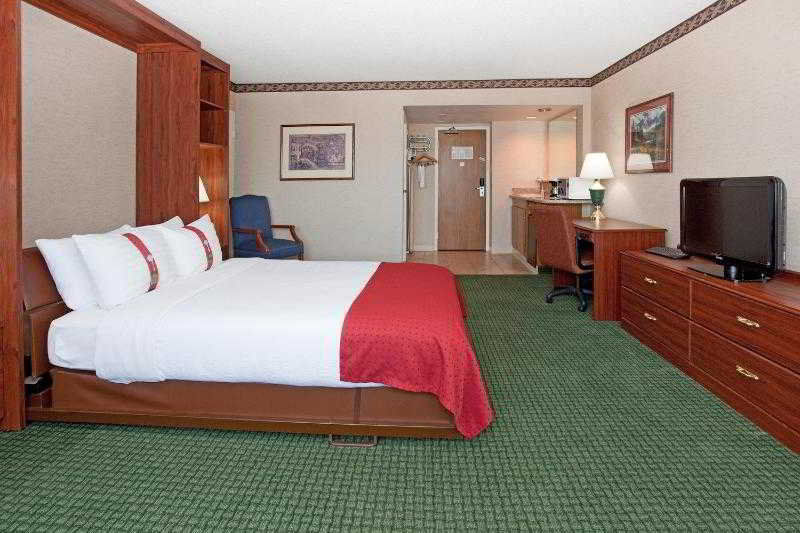 Hotel Plaza 3*