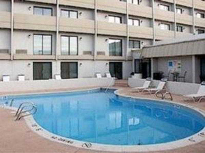 Express - North Hotel