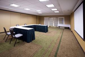 Hotel La Quinta By Wyndham Airport Dia
