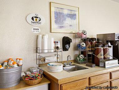 Super 8 By Wyndham Motel 2*