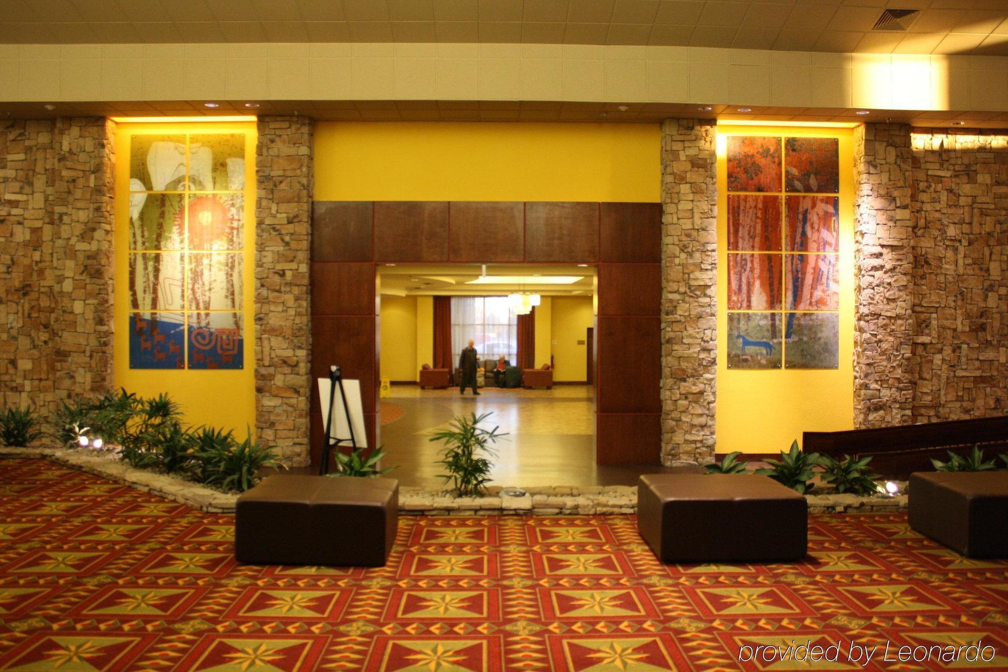 Crowne Plaza International Airport, An Ihg 3*
