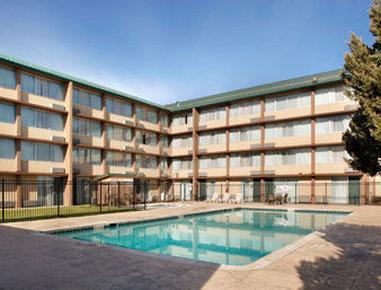 Hotel Plaza Denver