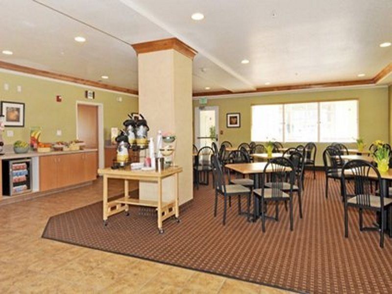 Hotel Quality & International Airport