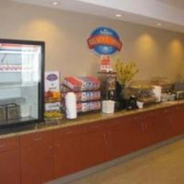 Baymont By Wyndham International Airport Denver