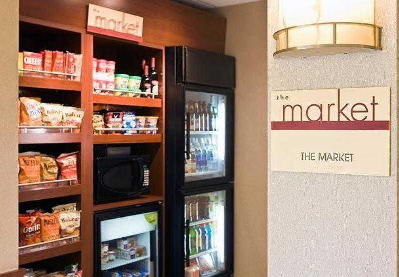 Courtyard By Marriott Park 3*