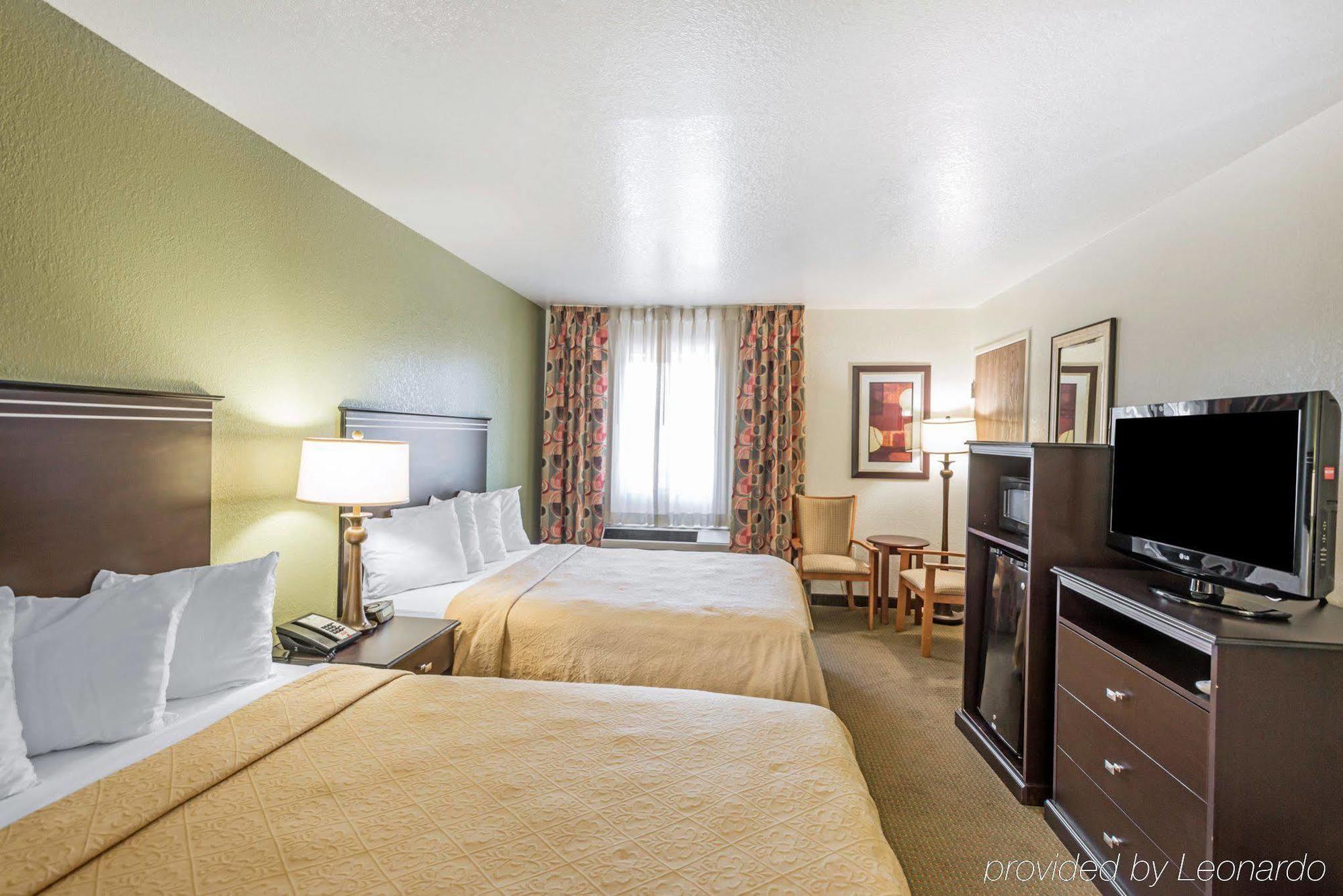 Quality & International Airport Hotel Denver