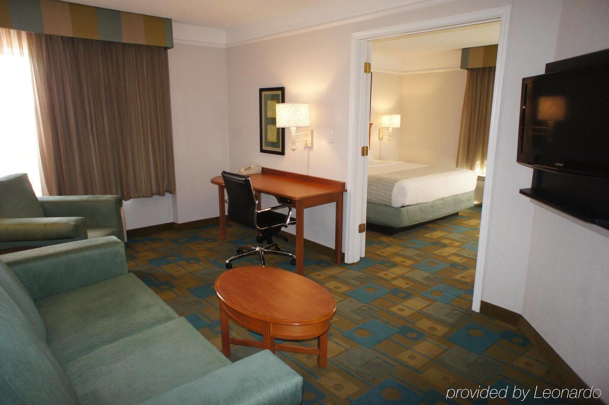 La Quinta By Wyndham Airport Dia Denver