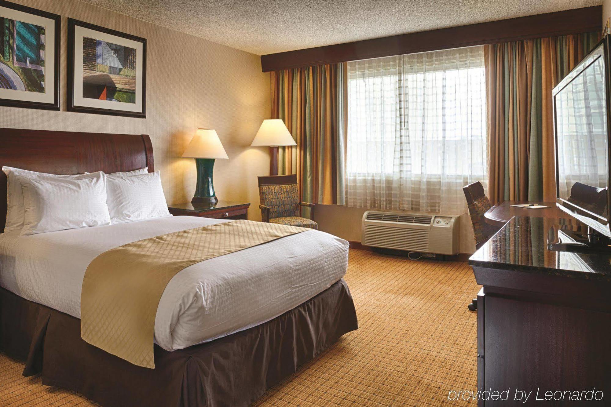 Doubletree By Hilton Park