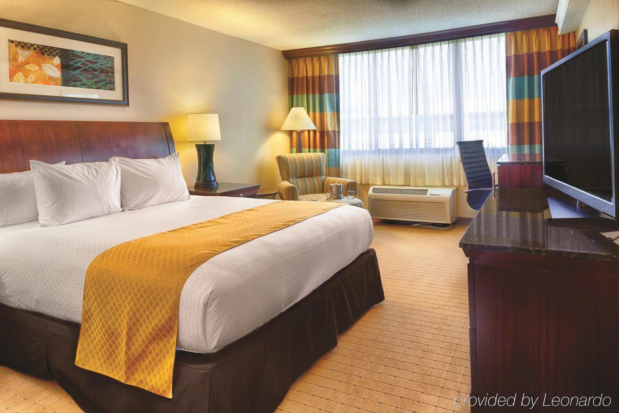 Hotel Doubletree By Hilton Park Denver
