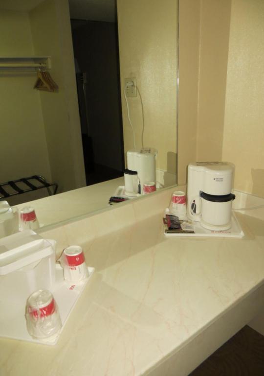 Ramada By Wyndham Downtown Hotel Denver