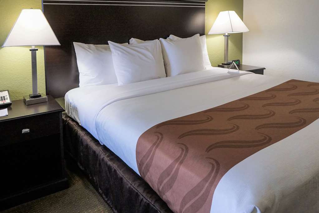 Quality & International Airport Hotel Denver