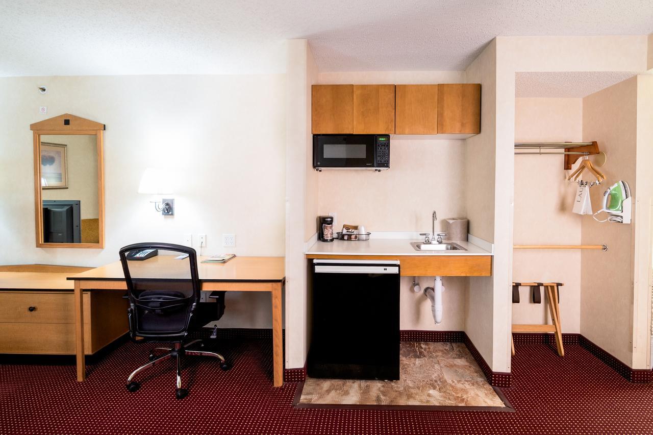 Hotel Americinn & International Airport Denver