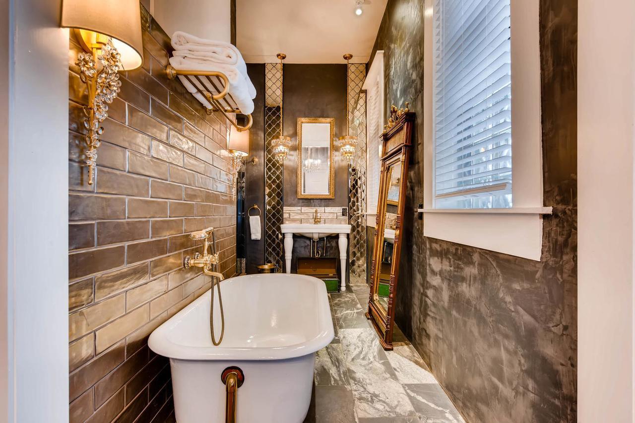 The Victorian Hotel 3*