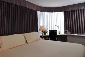 Hotel Express Downtown By Ihg