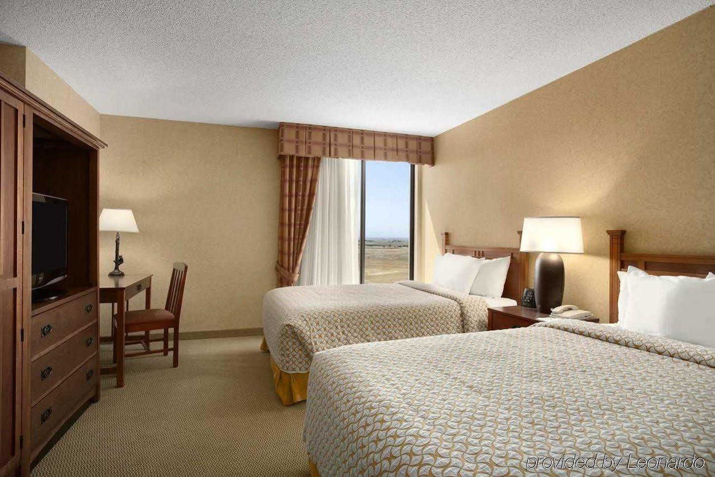 Embassy By Hilton International Airport Denver