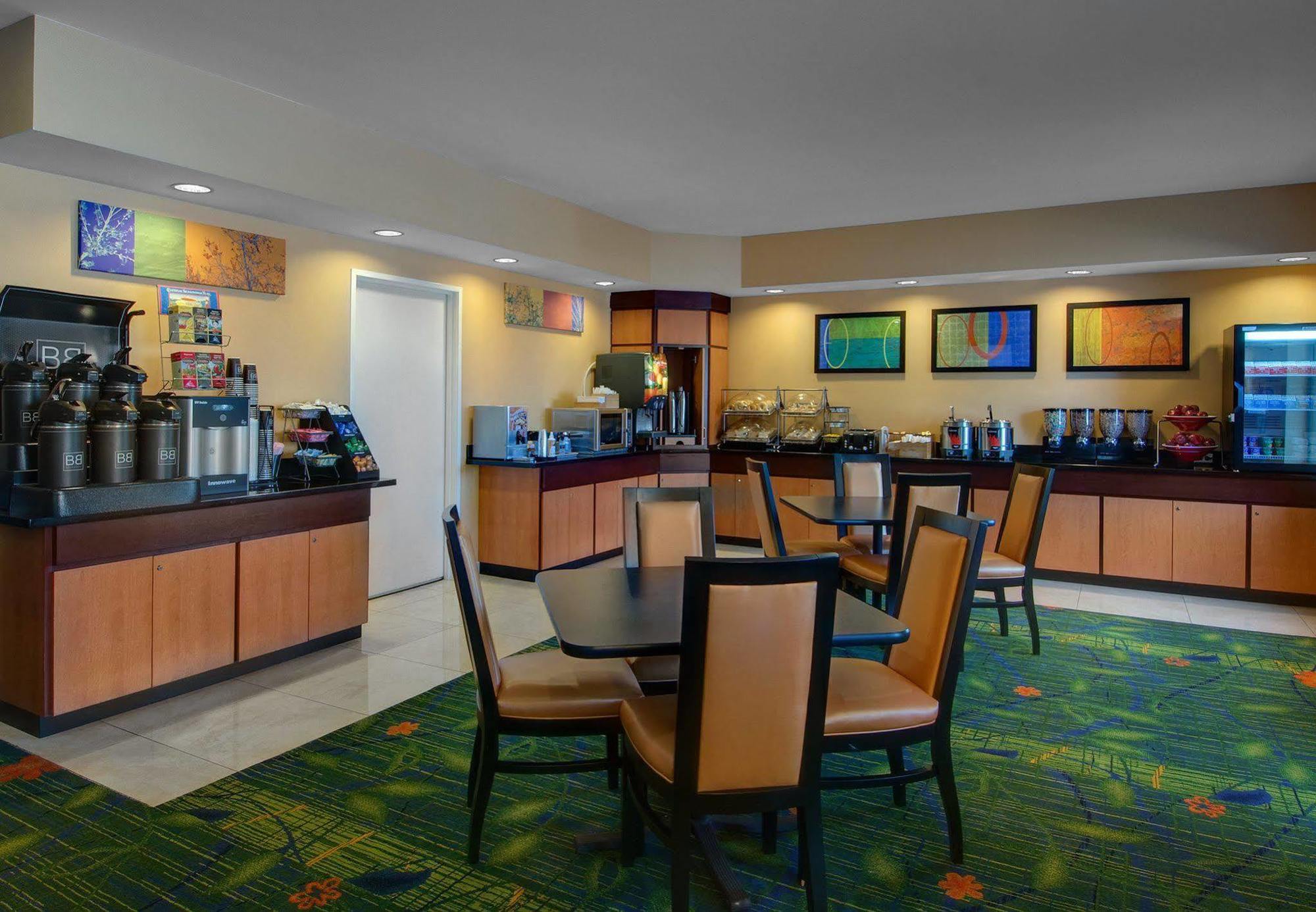 Fairfield & Airport 3* Denver