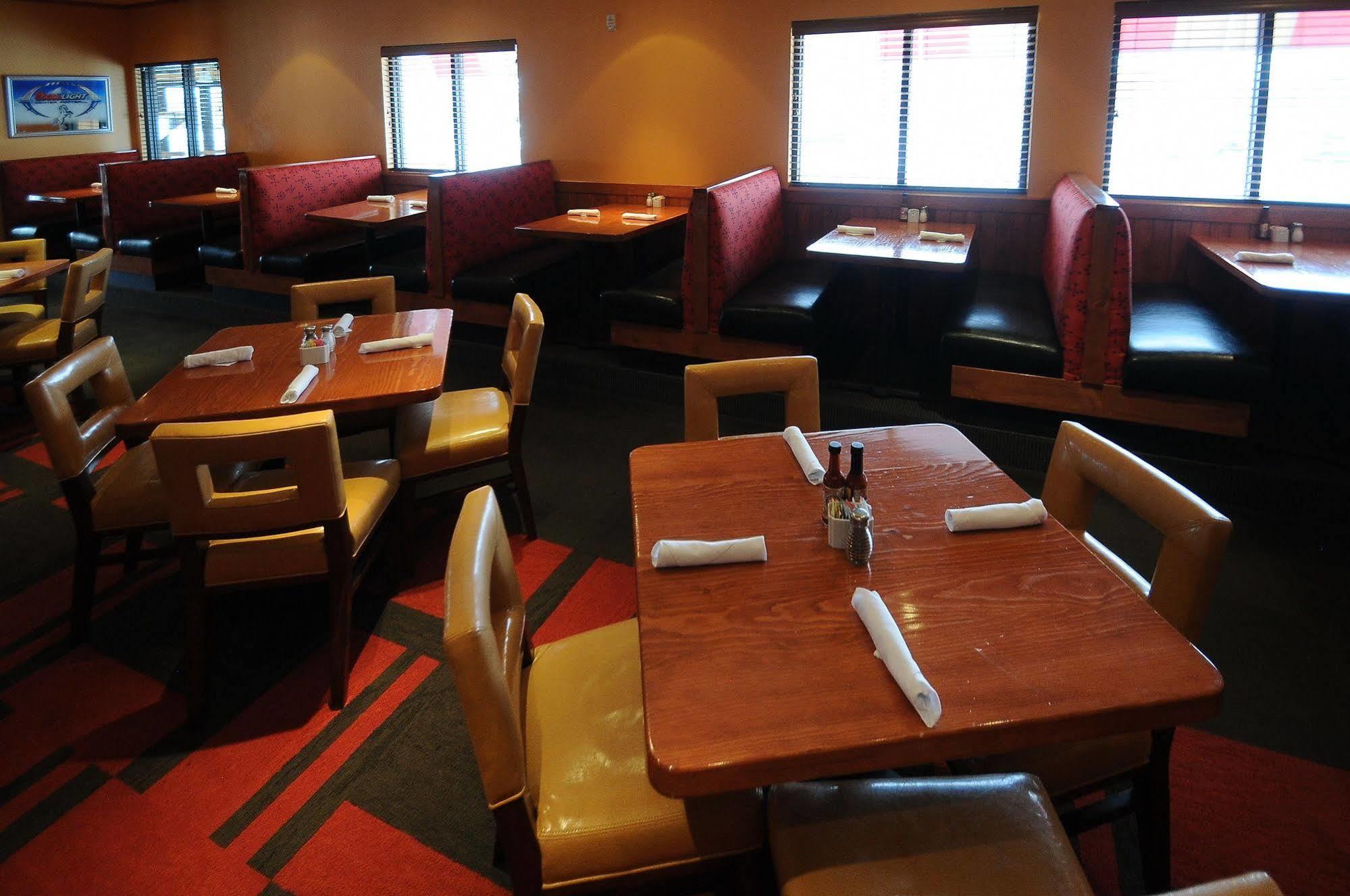 Hotel Doubletree By Hilton International Airport, Co