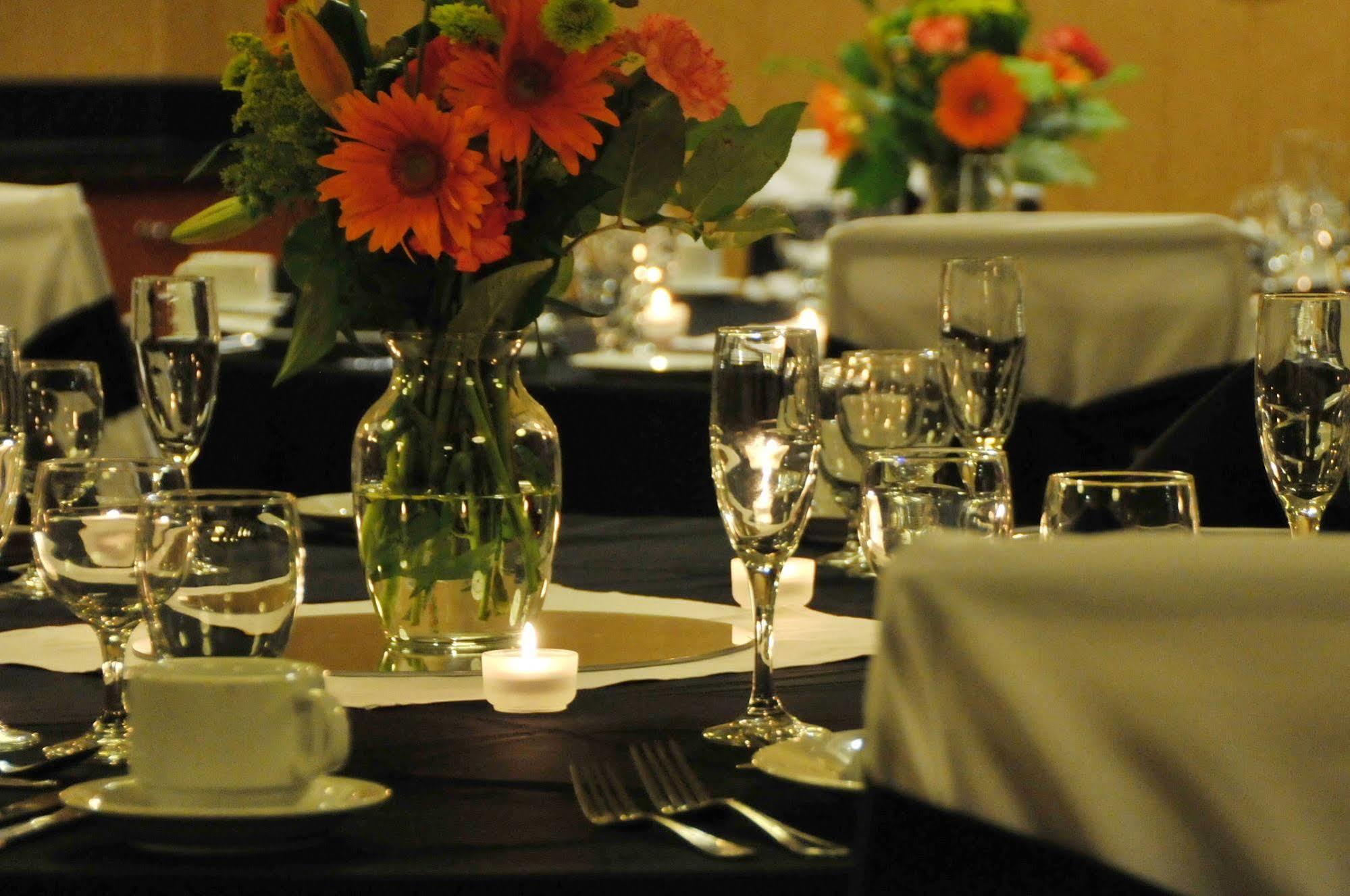 Doubletree By Hilton International Airport, Co