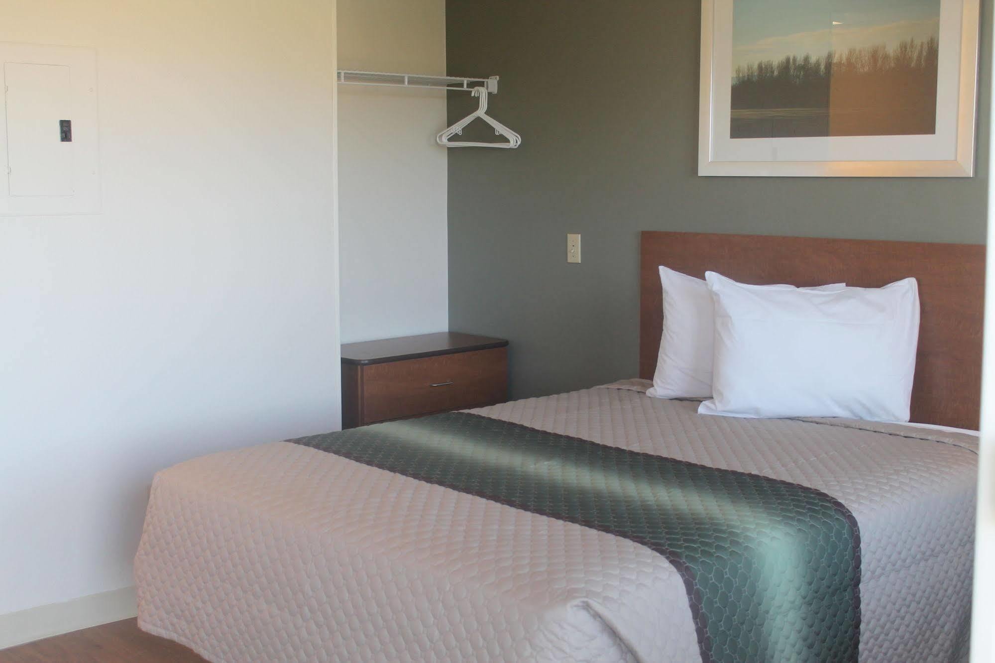 Hometowne By Red Roof - Glendale/ Cherry Creek 2* Denver