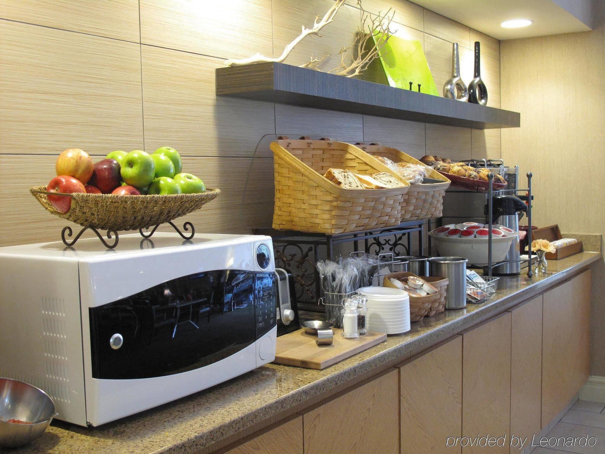 Hotel La Quinta By Wyndham Airport Dia 3*