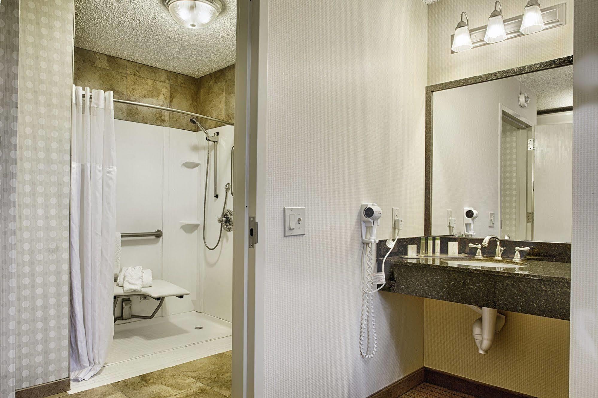Doubletree By Hilton Park 4*