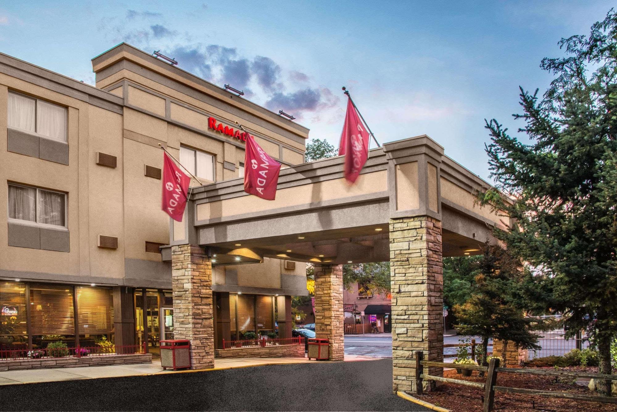 Ramada By Wyndham Downtown Hotel