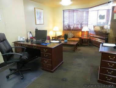 Ramada By Wyndham Downtown Denver