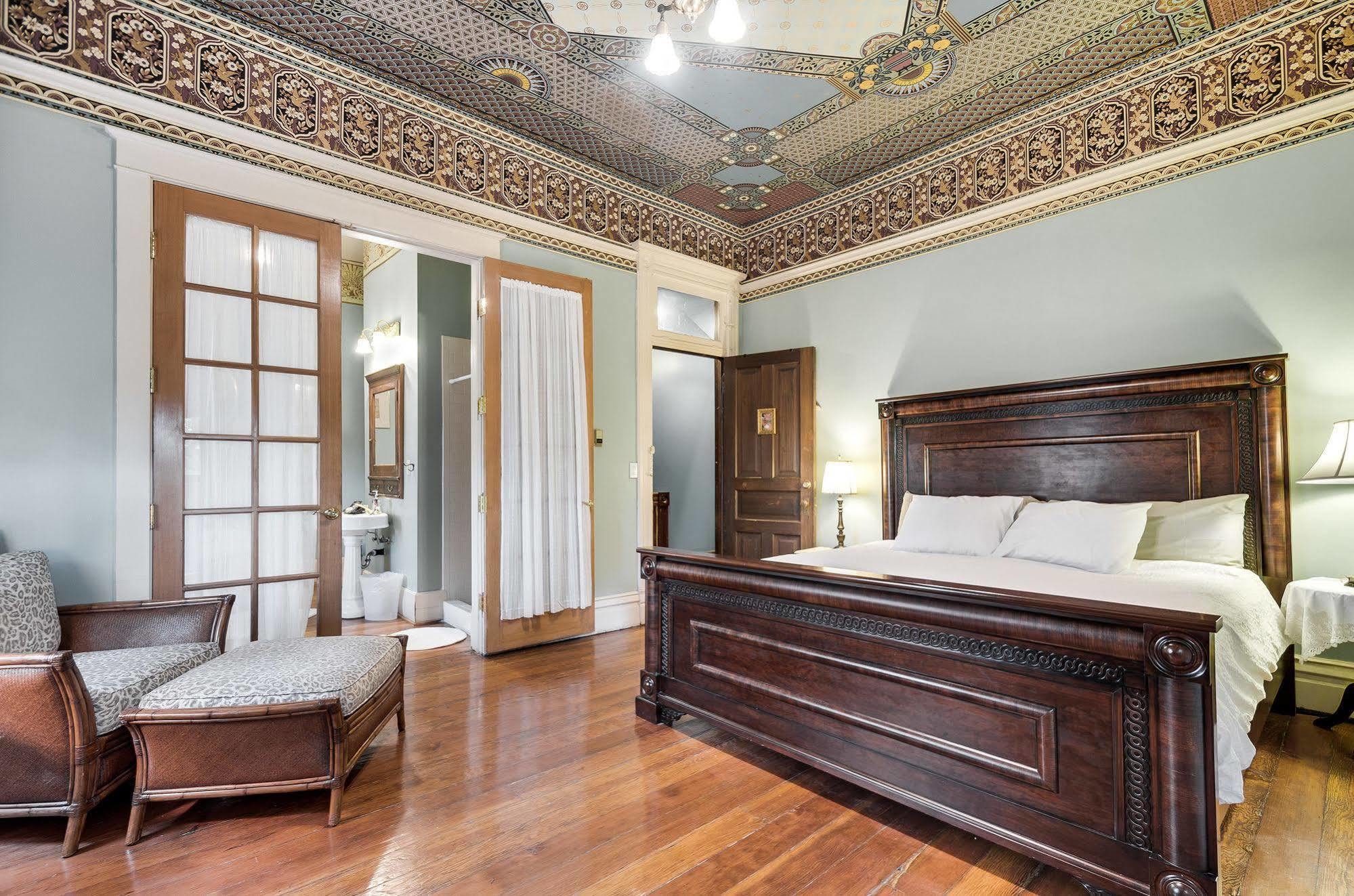 Lumber Baron And Gardens 3*