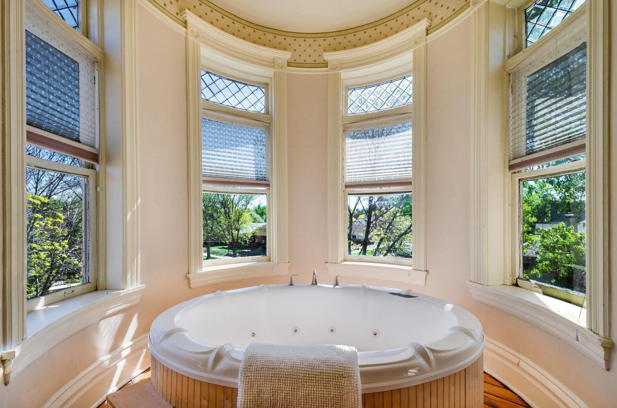 Lumber Baron And Gardens 3* Denver