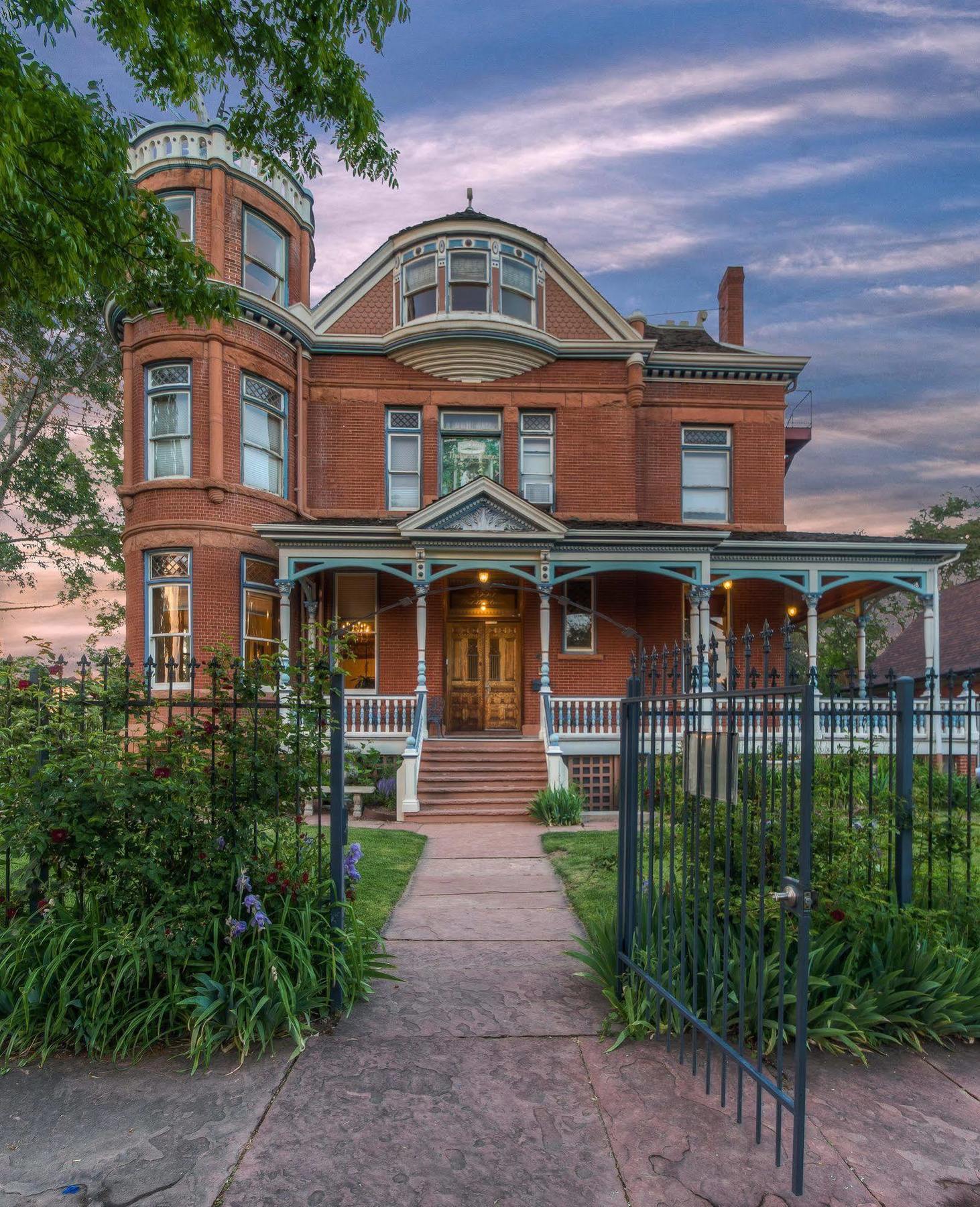Bed & Breakfast Lumber Baron And Gardens Denver