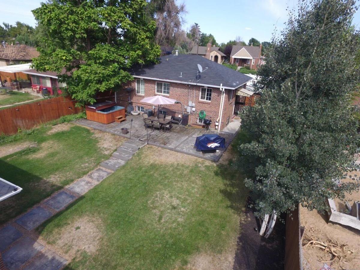 Hot Tub Movie Great For Groups Apartment Denver