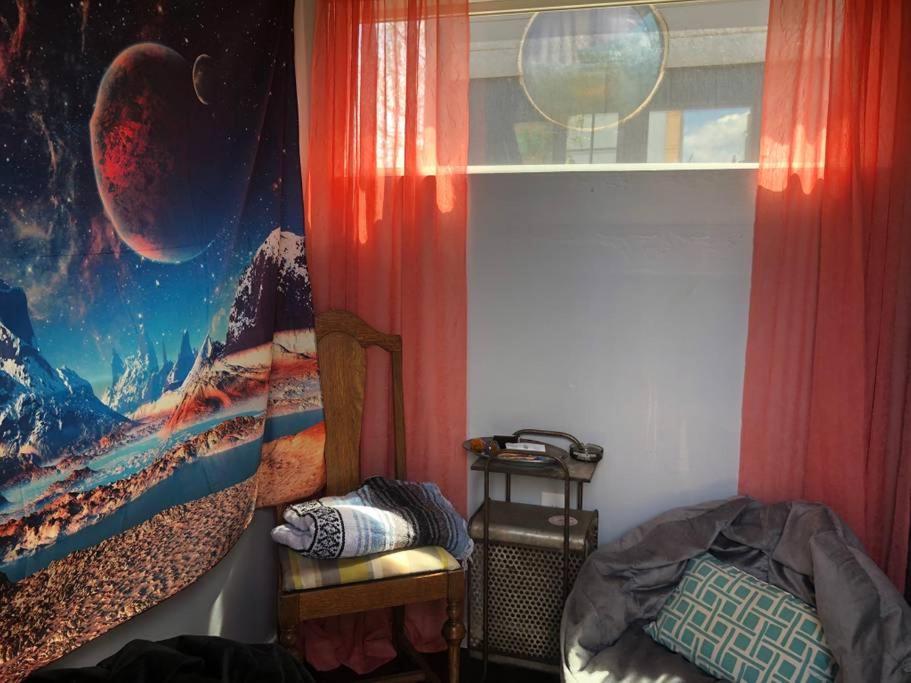 Stout House Bed & Breakfast