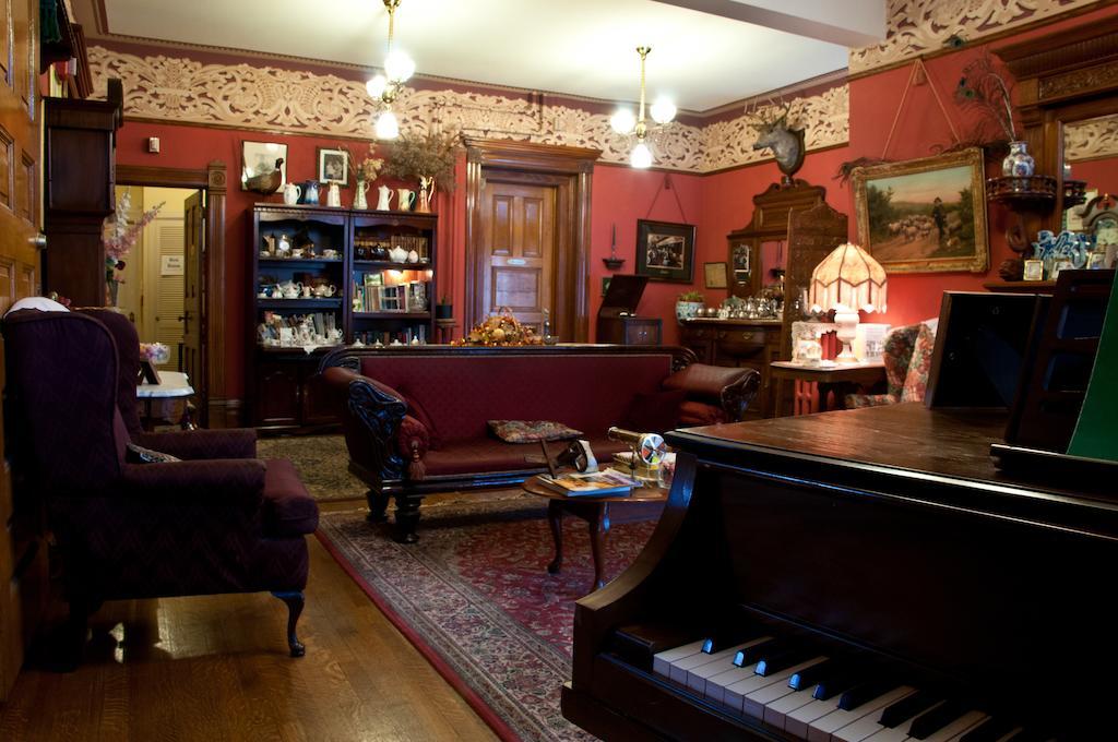 Castle Marne Bed & Breakfast Denver