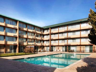 Hotel Plaza 3*