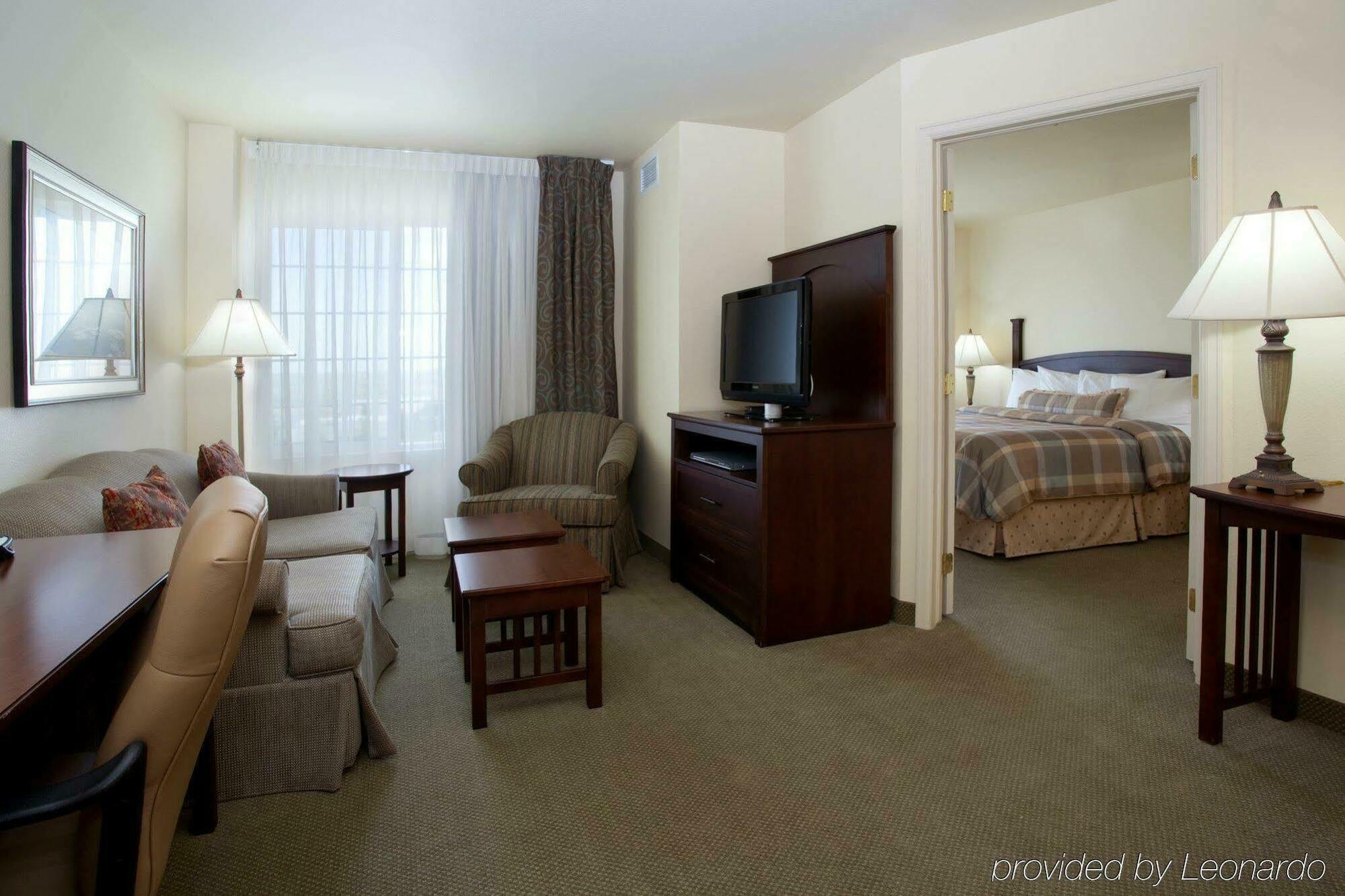 Hotel Staybridge International Airport By Ihg Denver