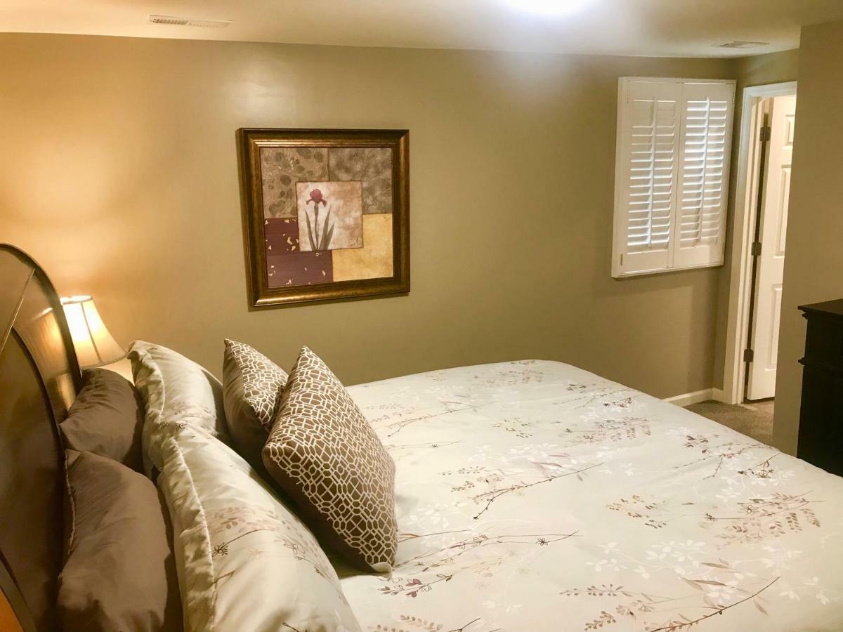 Blue Bear Den 3br 2ba & * Denver