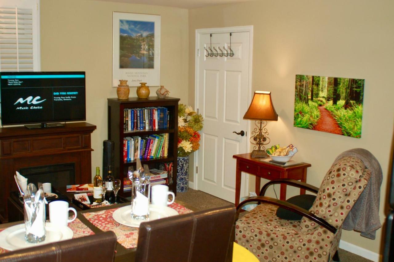 Blue Bear Den 3br 2ba & * Denver
