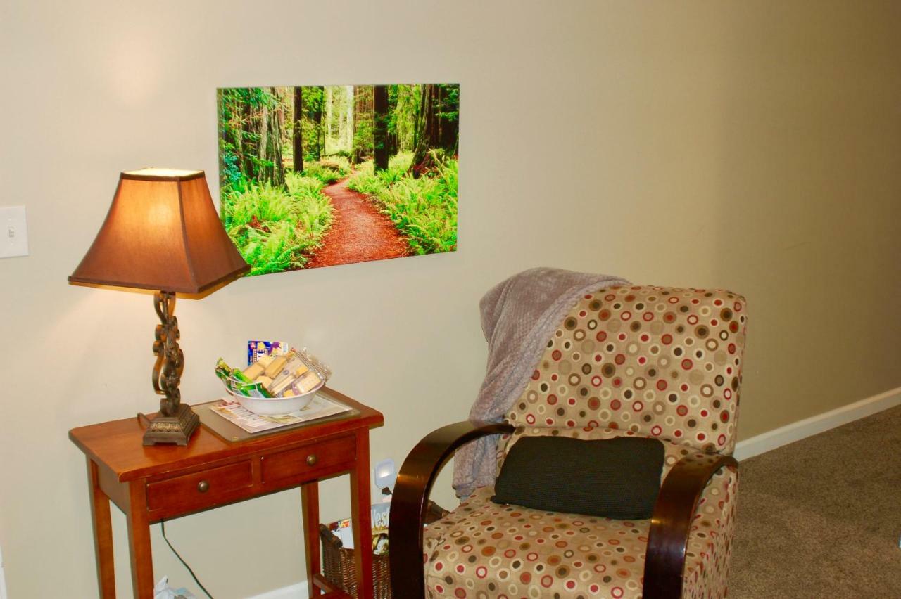 Blue Bear Den 3br 2ba & * Denver