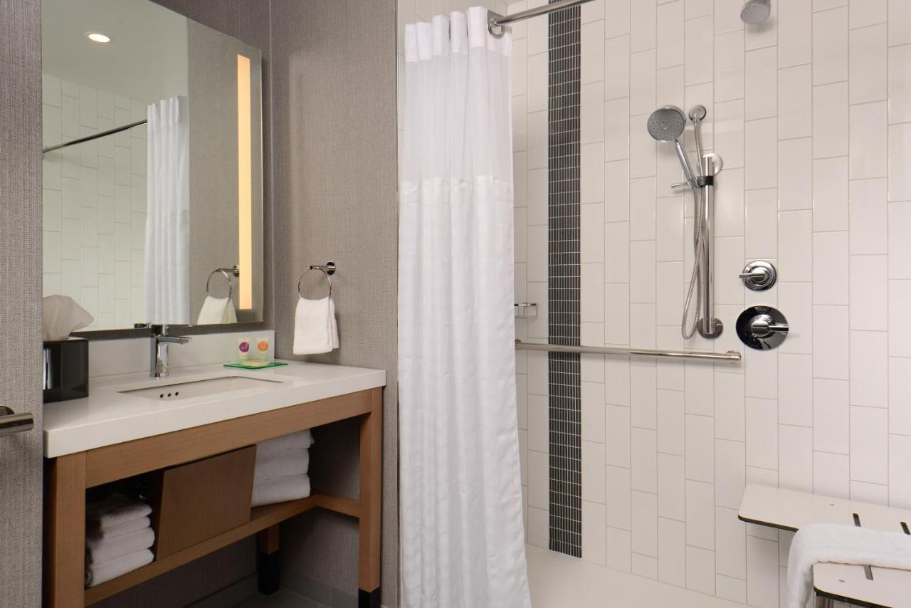 Hotel Hyatt Place Pena Station/denver Airport 3*