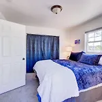 Victorian Manor 1 Mile From Downtown Denver!