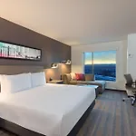 Hyatt House Denver / Downtown