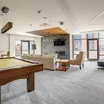 Larimer Square Luxury - Office - Downtown Hub