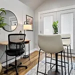 Tiny House With Private Outdoor Space Location
